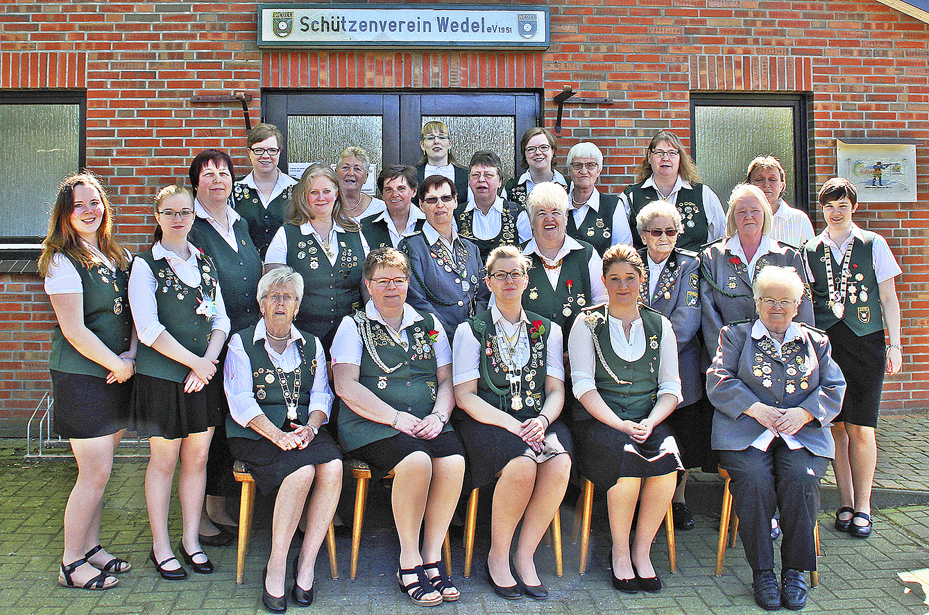 Die Damen des Schützenvereins Wedel hatten zum Jubiläumsfest eingeladen