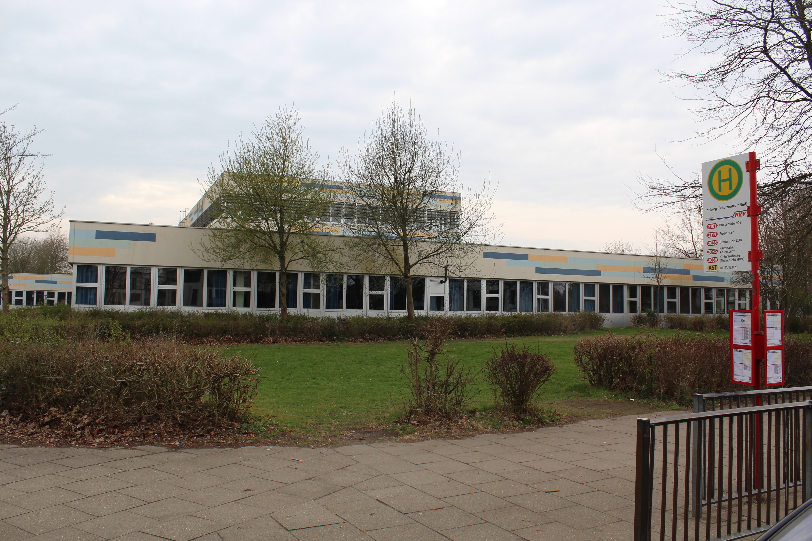 Das Schulzentrum Süd muss erweitert werden- Über das Wie wurde jetzt gestritten Foto: ab