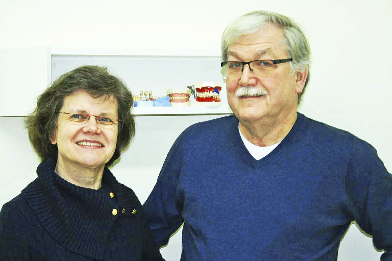 Das Zahnarzt-Ehepaar Marlene und Hans-Georg Kreher verabschiedet sich aus Tostedt
