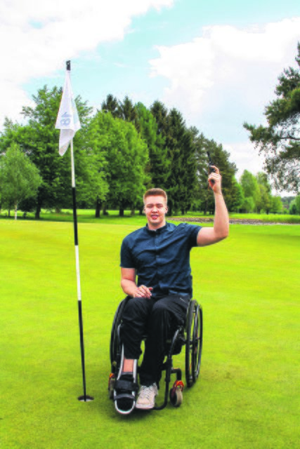 Alexander Budde gab den Startschuss für das Benefiz-Golfturnier