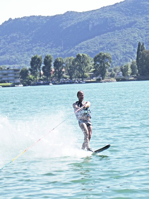 Hans-Heinrich Aldag macht auch beim Wassersport eine
gute Figur