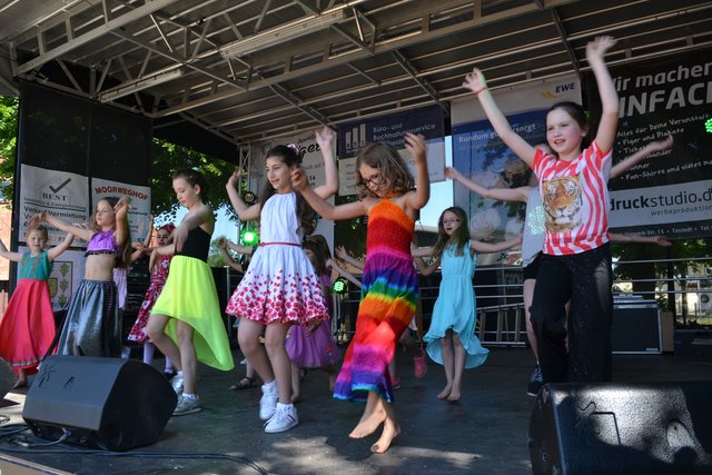 Mitreißender Auftritt der Bollywood-Tanzgruppe