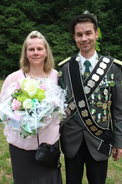 Wesels Schützenkönig Heiko Röhrs und seine Frau Mandy