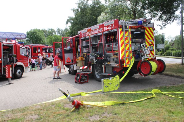 Zug 1 der Feuerwehr Buxtehude hat insgesamt acht Löschfahrzeuge | Foto: Lena Stehr