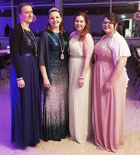 Die Beste Dame Inga Hönkemeyer (2. v. li.) mit (v. li.): Tina Rolfs, Neele Kanitz und Sabrina Lührs | Foto: Johanna von Bröckel