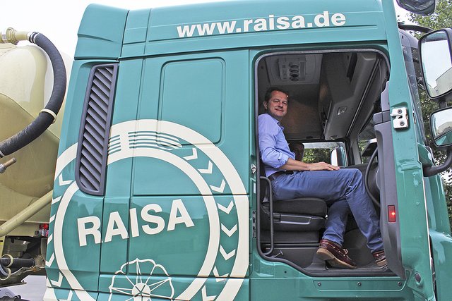 Kleine Tour gefällig? Oliver Grundmann im RAISA-Lkw
