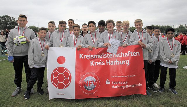 Das U13-Team des TSV Winsen schaffte das Double - wurden Kreismeister und holten den Kreispokal
