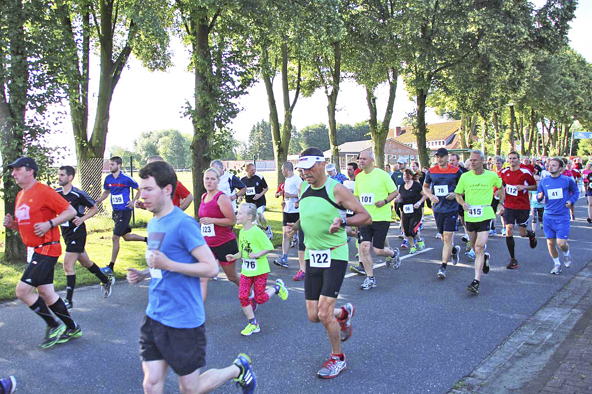 Mehr als 160 Sportler kamen. Die Organisatoren sind mit dem Volkslauf zufrieden Foto: VfL
