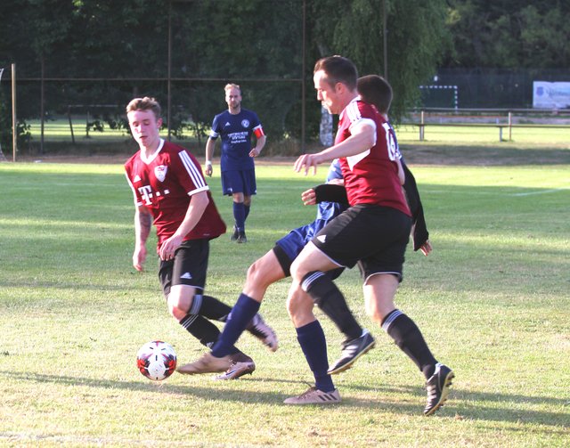Schon im Mittelfeld gab es spannende Zweikämpfte in Finale
