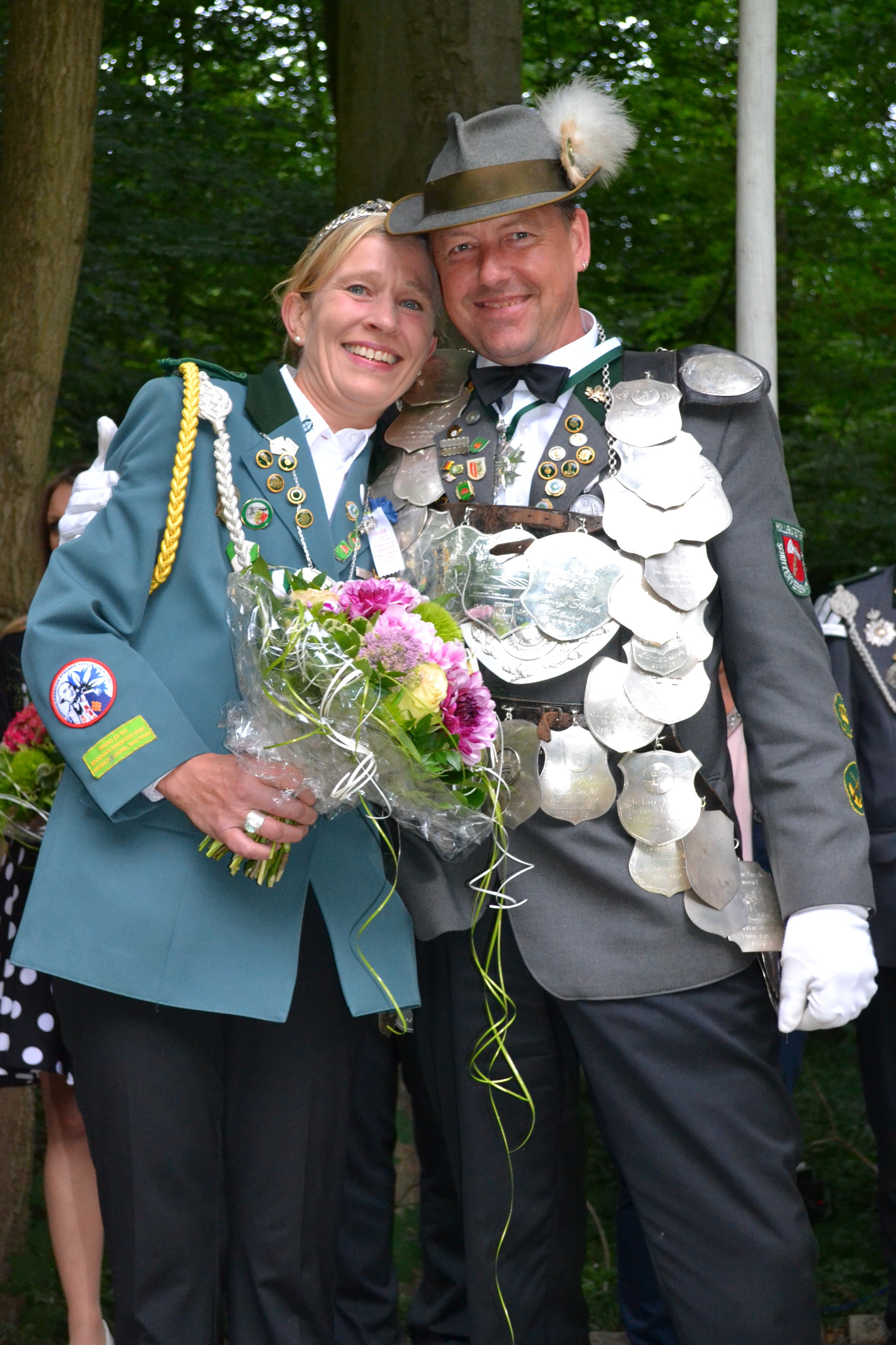 Das strahlende neue Hollenstedter Königspaar: Christian
und Christiane Stöver