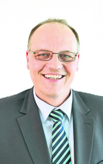 "Es ist Quatsch, dass wir die Samtgemeinde oder die Ratsmitglieder unter Druck setzen wollen": Erster Kreisrat Kai Uffelmann | Foto: archiv / Landkreis Harburg