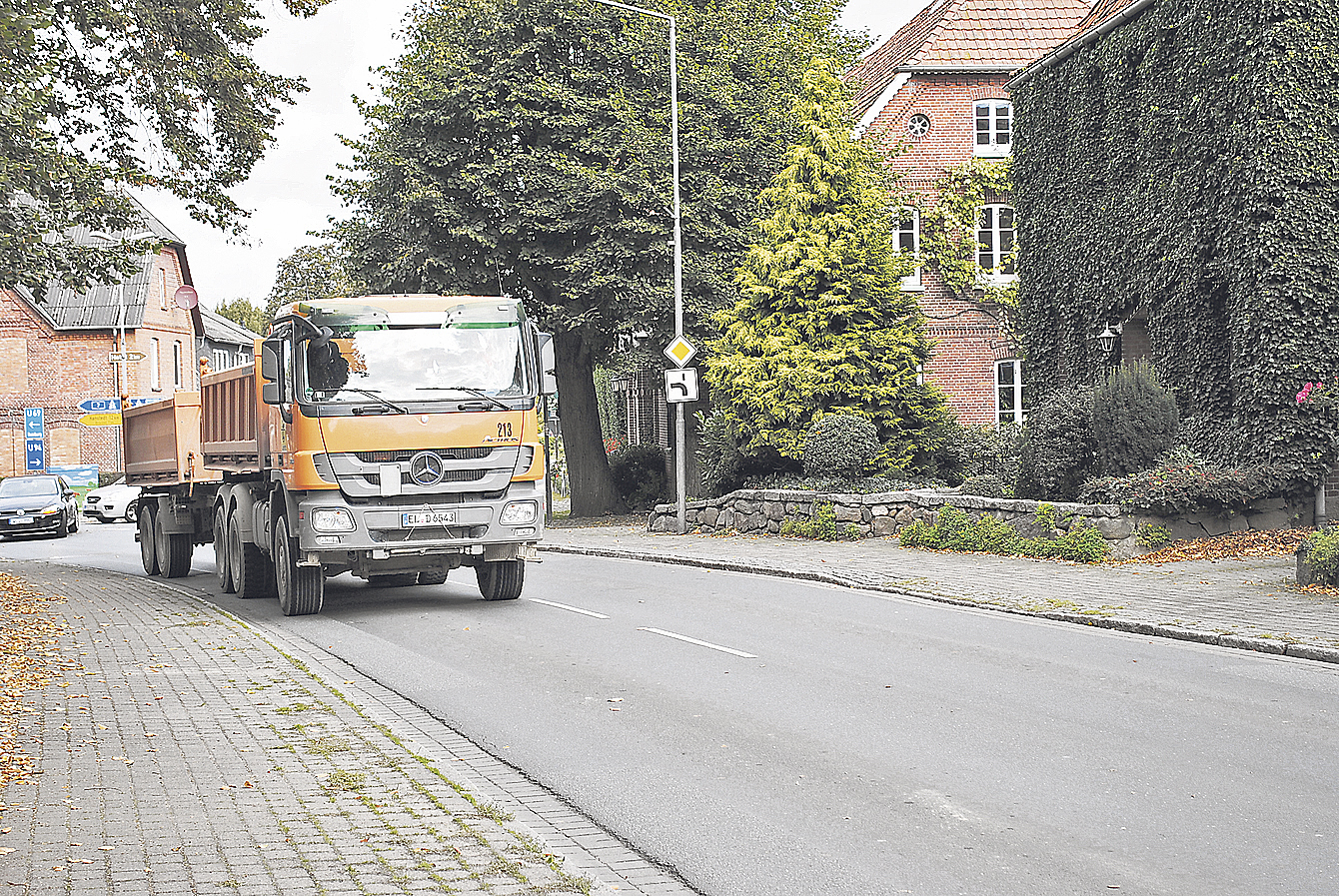 Seit Jahren umstritten: der Lkw-Verkehr
in Pattensen und Luhdorf