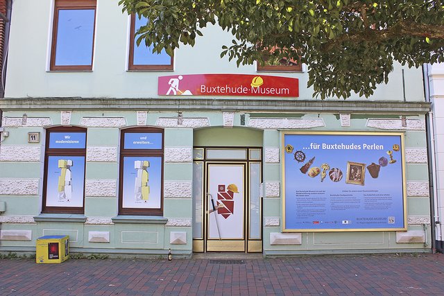 Das viele Großprojekte, auf dem Foto der künftige Erweiterungsbau für das Museum, laufen, bedeute nicht, dass nicht mehr gestaltet wird, sagt Katja Oldemnburg-Schmidt