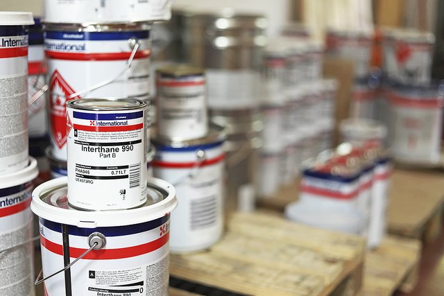 Die Anstriche sind auch in kleinsten Mengen bestellbar | Foto: Laura Fornefeld