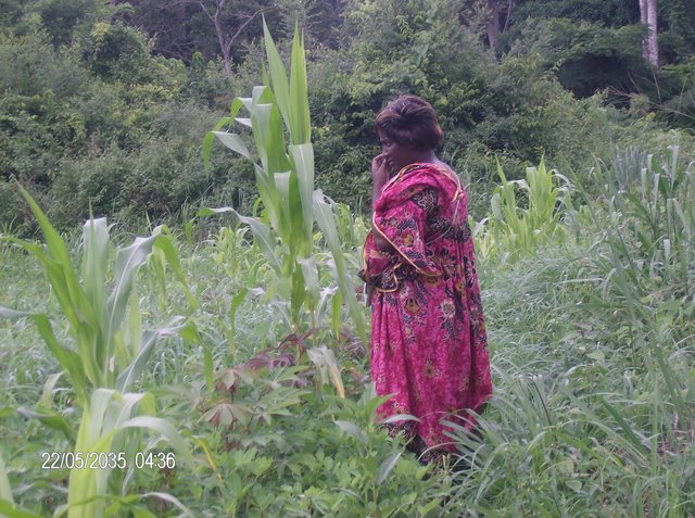 Laurentine arbeitete in ihrer Heimat auf einer Farm in der Savanne | Foto: Petersen privat