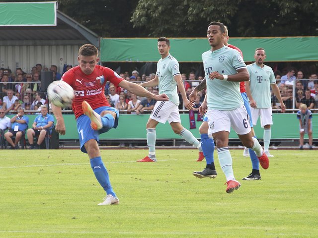 Dimitri Fiks setzt sich gegen Thiago durch