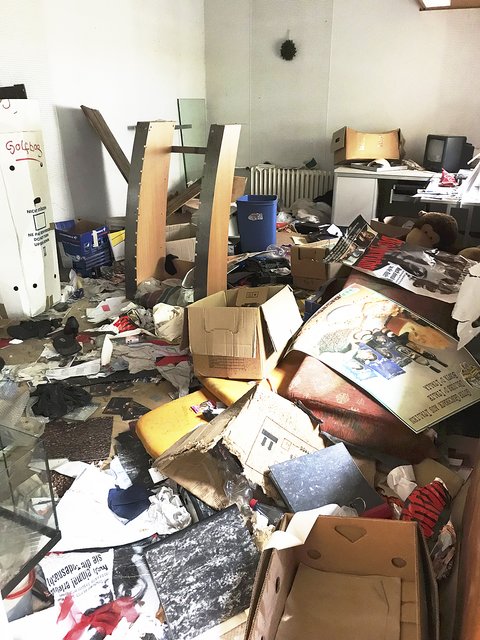 Haben hier schon Randalierer ihr Unwesen getrieben?