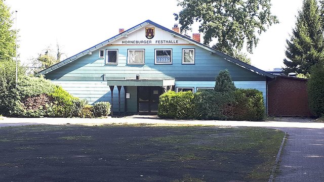 Die baufällige Festhalle soll einem Neubau für die Feuerwehr weichen. Noch gehört das Grundstück aber dem Schützenverein