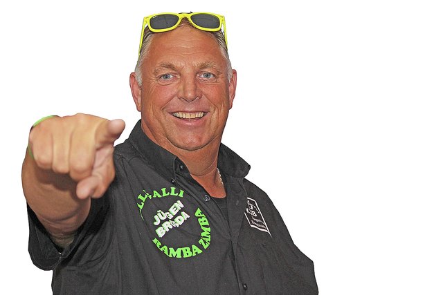 DJ Jürgen Brosda sorgt am Abend für Party-Stimmung