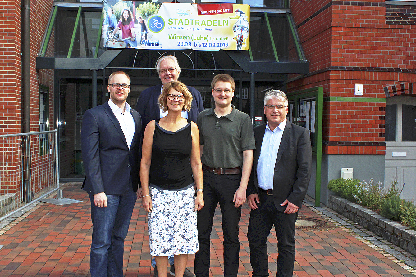 Sehen in Susanne Menge eine geeignete Kandidatin (v. li.): Benjamin Qualmann und Norbert Rath (beide SPD) sowie Eike-Christian Harden und Christoph Walter (beide Grüne)