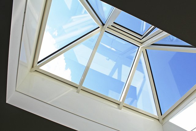 Durch das neue Oberlicht fällt viel Licht in den Bewegungsraum