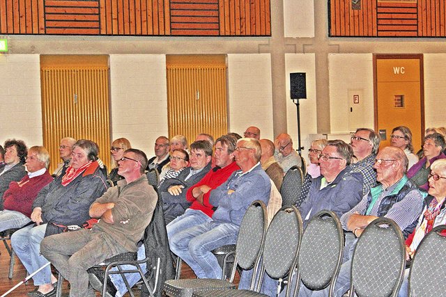 Zuhörer in der Eulsete-Halle