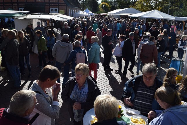 Impressionen: Bauernmarkt in Marschacht