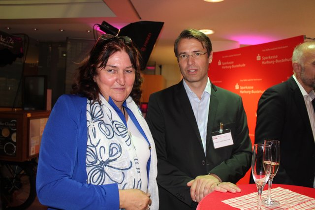 Prof. Dr. Barbara Zimmermann und Prof. Dr. Steffen Warmbold