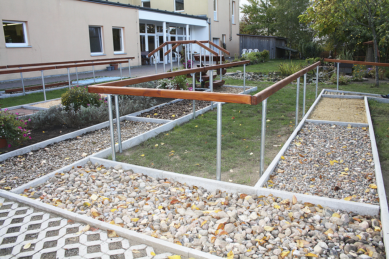 Soll die Sinne anregen: der neue Therapiepfad in Buchholz