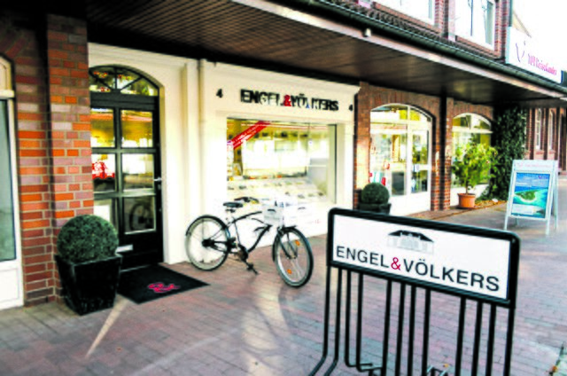 Engel & Völkers hat seinen Standort in der Buchholzer Fußgängerzone