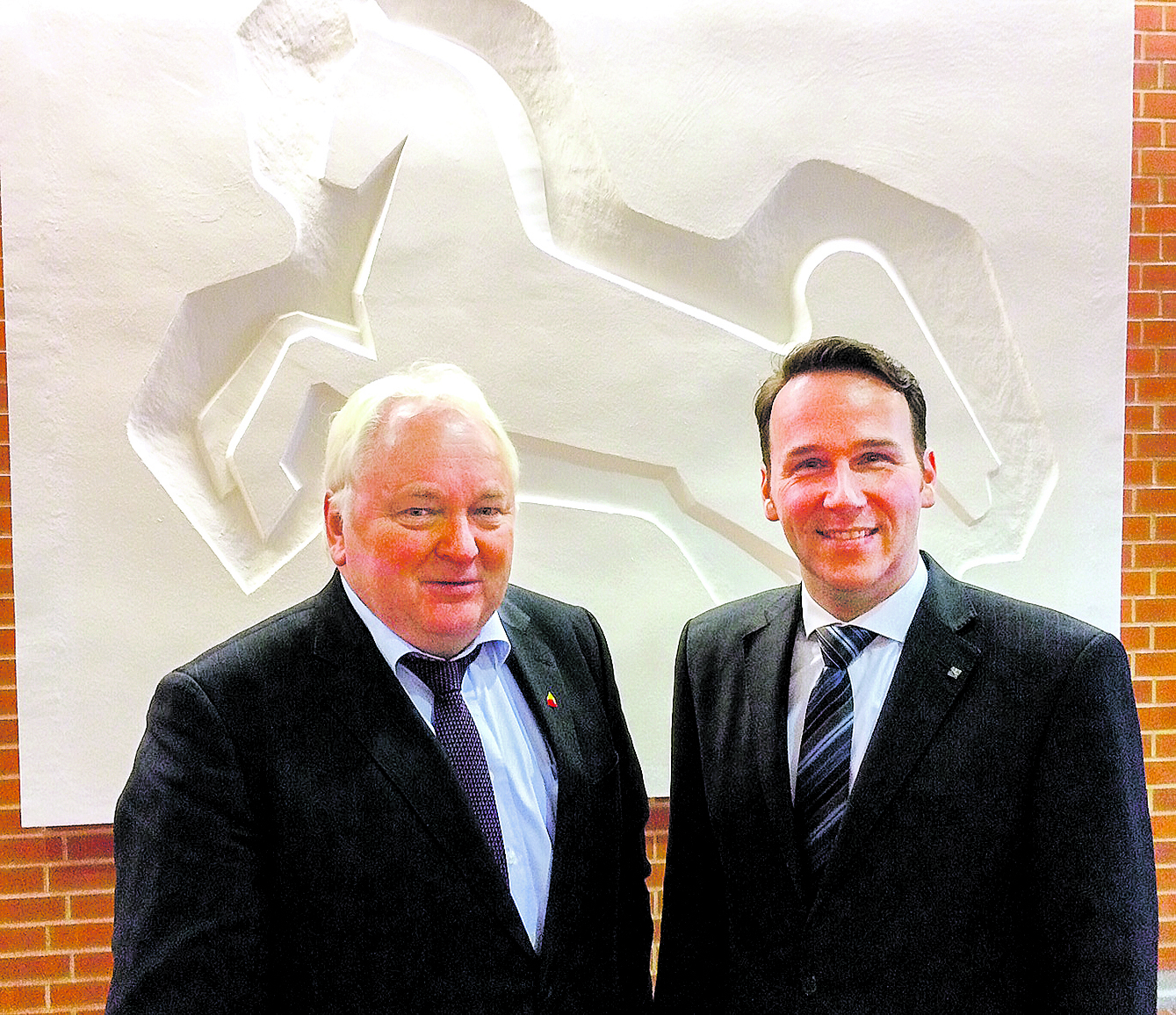 Setzen sich für Verbesserungen im HVV ein: Heiner Schönecke (li.) und André Bock Foto: Seifert