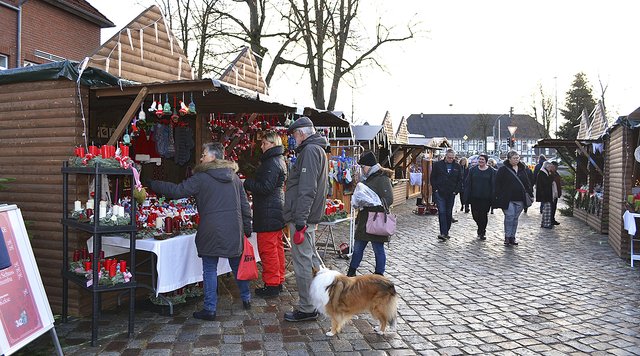 Am Samstag war der Christkindlmarkt gut besucht | Foto: bim