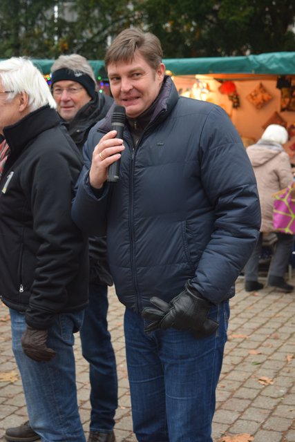 Eröffnete den Pattensener Weihnachtsmarkt: Pastor Carsten Stock