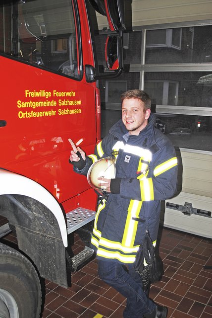 Nicht nur als Schütze im Einsatz: Carl Diedrich im Feuerwehr-Outfit