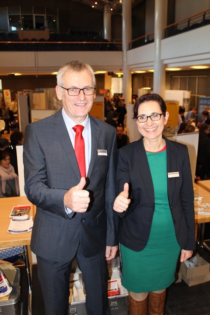 Zufrieden mit der Resonanz: Jobcenter-Chef Klaus Jentsch und Kerstin Kuechler-Kakoschke vom Arbeitsagentur-Vorstand