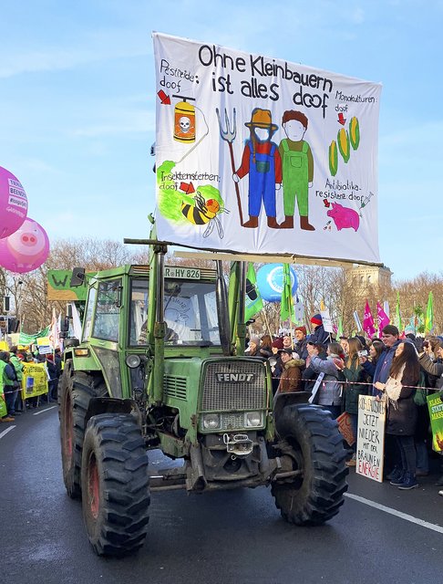 Auch rund 170 Landwirte
nahmen an der Demo teil | Foto: Grüne Niedersachsen
