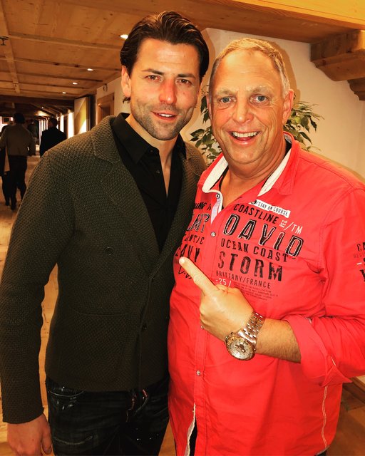 Jürgen Brosda mit dem ehemaligen Fußball-Profi Roman Weidenfeller