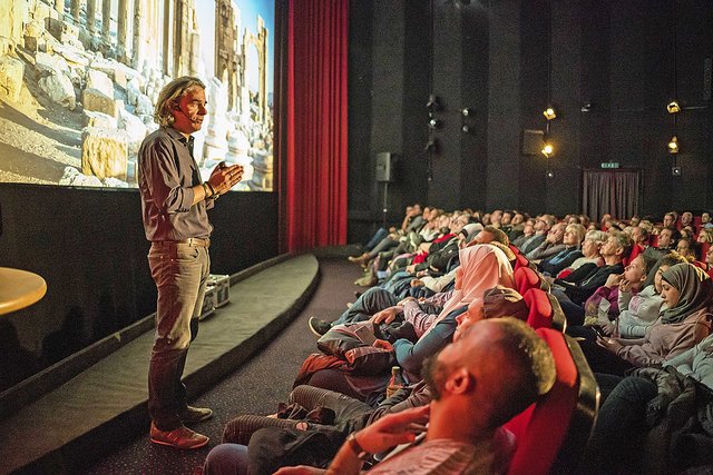 Für die Halepaghenbühne zu politisch: Lutz Jäkel ist mit seinem 
Multimediavortrag "Syrien. Ein Land ohne Krieg" bundesweit unterwegs | Foto: Lutz Jäkel