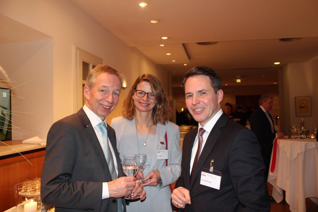 Ehepaar Jüehrs und Dr. Olaf Krüger
