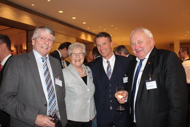 Martin Schrader, Ilse Schönecke, Jan-Hendrik Röhse und Heiner Schönecke