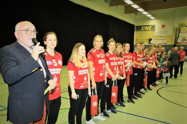 Die "Handball-Luchse" (2. Bundesliga) wurden zur "Mannschaft des Jahres 2018" gewählt