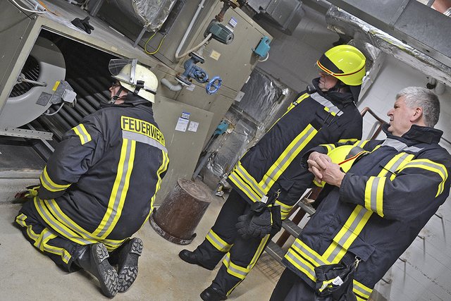 Die Ursache ist entdeckt: ein Lüftungsmotor sogte für den Brandgeruch