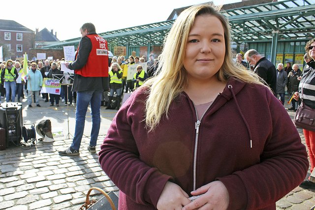 Hat mit ihrer Online-Petition "Nein zur Pflegekammer" bereits 48.000 Unterschriften eingesammelt: Pflegerin Rebecca Verrijt aus Heeslingen