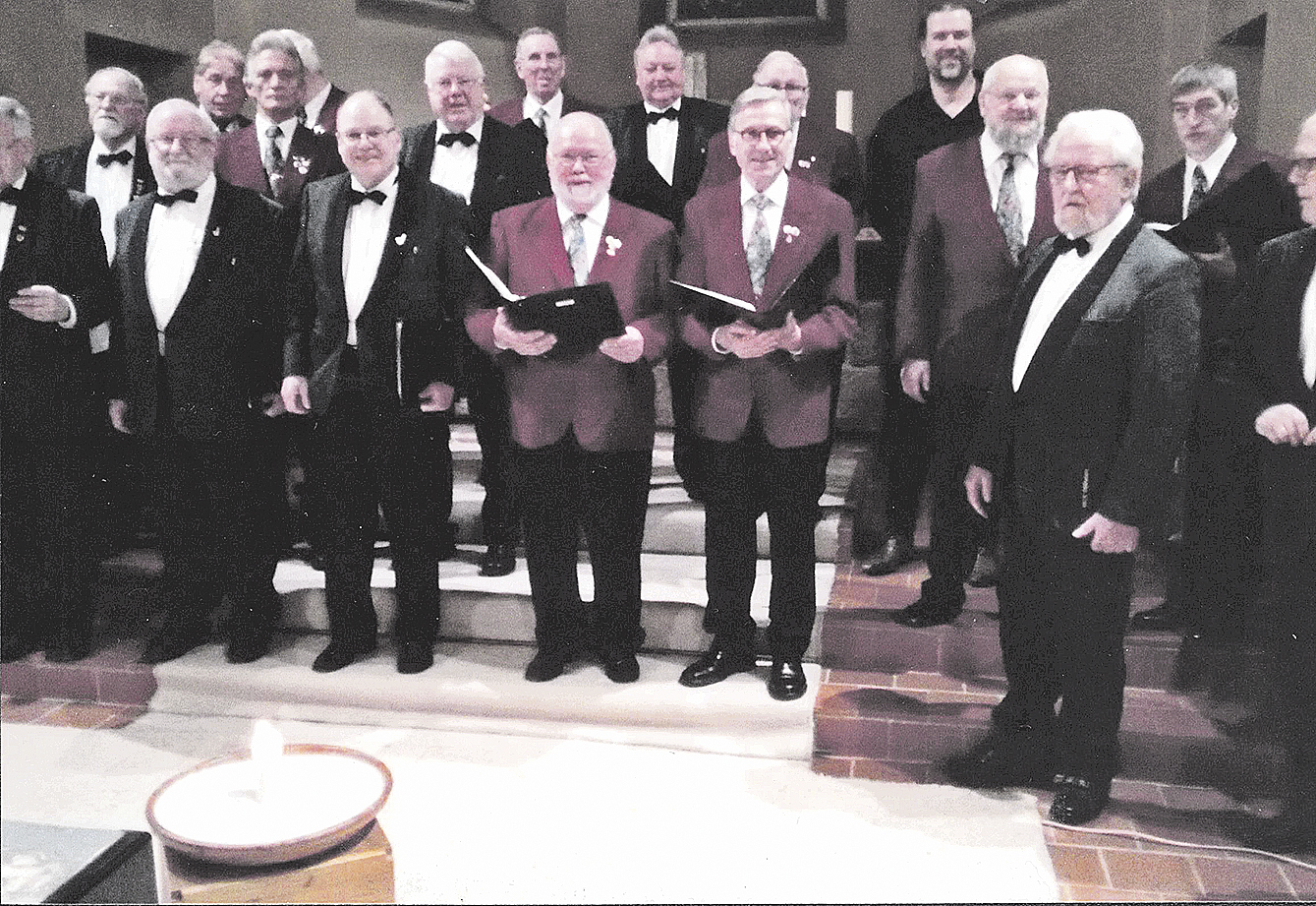 Der Männergesangverein Dibbersen (MGV) trat beim Benefiz-Adventskonzert in der Nenndorfer Kreuzkirche auf