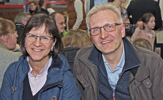 Jutta und Frank Reineck sind begeistert von den Bildern