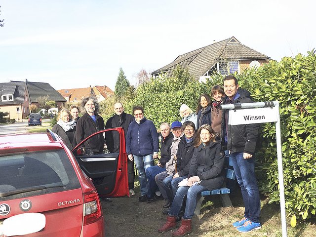 Die Mitglieder der Initiative hoffen auf den Erfolg
von "Tönnhausen mobil" Foto: Tönnhausen mobil
