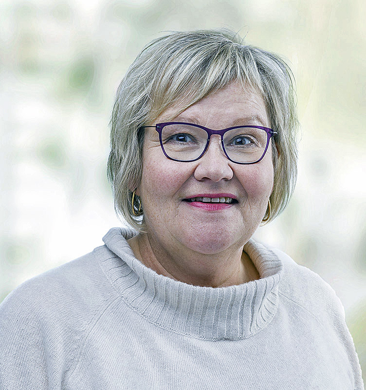 "Den Obstbäumen geht das Wasser verloren", sagt Eva Viehoff, Landtagsabgeordnete der Grünen