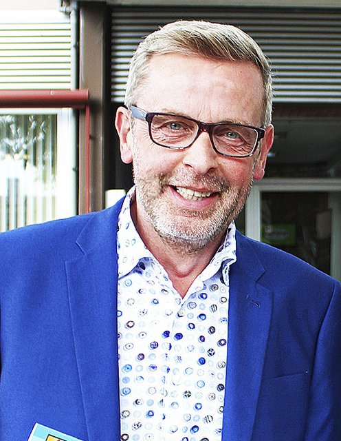 Samtgemeinde-Bürgermeister Heiner Albers freut sich | Foto: mi