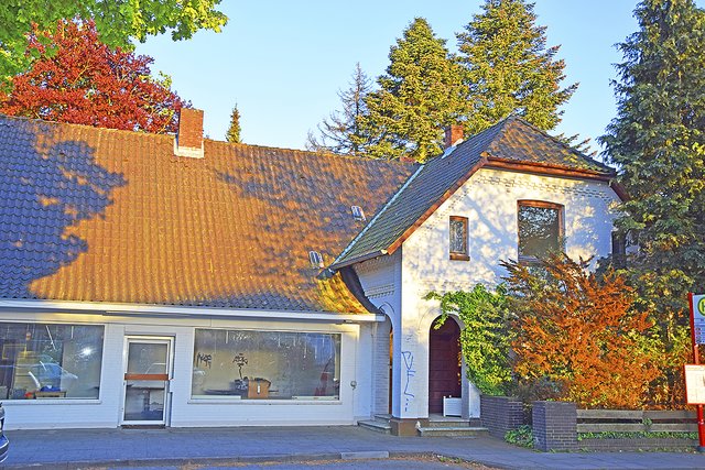 Das Gebäude Schulstraße 16 bleibt nun doch erhalten und wird modernisiert. | Foto: ts