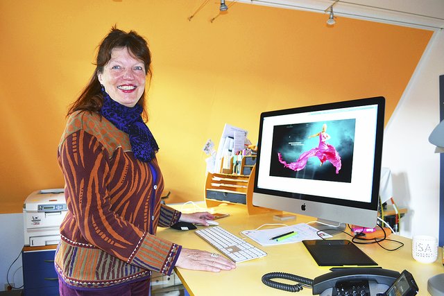 Werbetexterin Lisa Fenger in ihrem Büro